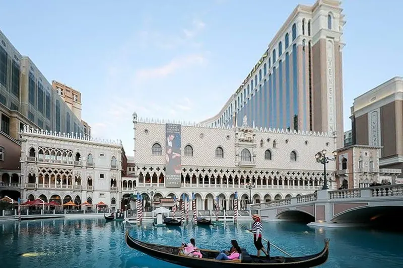 Entry to Madame Tussauds with a Gondola Cruise